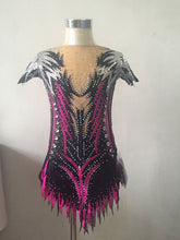 Lade das Bild in den Galerie-Viewer, Lila Rollkunstlaufen Tanzkleid Kürkleid Eiskunstlaufkleid Tanzmariechen