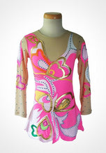 Lade das Bild in den Galerie-Viewer, Pink Eiskunstlaufkleid Kürkleid Rollkunstlaufen Tanzkleid Tanzmariechen