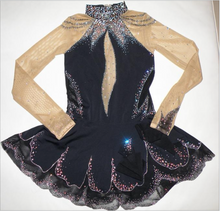 Lade das Bild in den Galerie-Viewer, Lila Rollkunstlaufen Tanzkleid Kürkleid Eiskunstlaufkleid Tanzmariechen