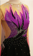 Lade das Bild in den Galerie-Viewer, Bordeau Kürkleid Eiskunstlaufklei Rollkunstlaufen Tanzkleid Tanzmariechen