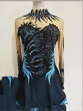 Lade das Bild in den Galerie-Viewer, Marineblau Lila Kürkleid Eiskunstlaufklei Rollkunstlaufen Tanzkleid Tanzmariechen