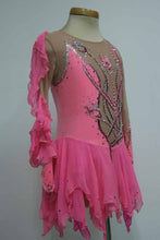 Lade das Bild in den Galerie-Viewer, Kopie von Pink Eiskunstlaufkleid Kürkleid Rollkunstlaufen Tanzkleid Tanzmariechen