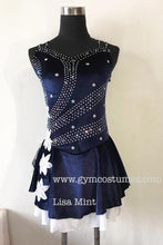 Lade das Bild in den Galerie-Viewer, Blau Eiskunstlaufkleid Rollkunstlaufen  Kürkleid Tanzkleid Tanzmariechen