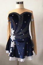Lade das Bild in den Galerie-Viewer, Dunkelblau Eiskunstlaufkleid Rollkunstlaufen  Kürkleid Tanzkleid Tanzmariechen