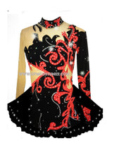 Lade das Bild in den Galerie-Viewer, Schwarz Kürkleid Eiskunstlaufklei Rollkunstlaufen Tanzkleid Tanzmariechen