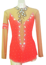 Lade das Bild in den Galerie-Viewer, Kopie von Pink Eiskunstlaufkleid Kürkleid Rollkunstlaufen Tanzkleid Tanzmariechen