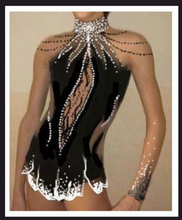 Lade das Bild in den Galerie-Viewer, Bordeau Kürkleid Eiskunstlaufklei Rollkunstlaufen Tanzkleid Tanzmariechen