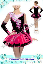 Lade das Bild in den Galerie-Viewer, Kürkleid  Eiskunstlaufkleid Tanzkleid Tanzmariechen  Kleid