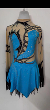 Lade das Bild in den Galerie-Viewer, Ice princess Weiß Kürkleid Eiskunstlaufklei Rollkunstlaufen Tanzkleid Tanzmariechen