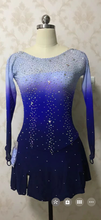 Lade das Bild in den Galerie-Viewer, Ice princess Weiß Kürkleid Eiskunstlaufklei Rollkunstlaufen Tanzkleid Tanzmariechen