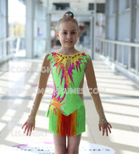 Lade das Bild in den Galerie-Viewer, -Neongelb Kürkleid Eiskunstlaufklei Rollkunstlaufen Tanzkleid Tanzmariechen
