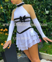 Lade das Bild in den Galerie-Viewer, Weiß Eiskunstlaufkleid Rollkunstlaufen  Kürkleid Tanzkleid Tanzmariechen