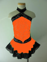 Lade das Bild in den Galerie-Viewer, Lachs Orange Kürkleid Eiskunstlaufklei Rollkunstlaufen Tanzkleid Tanzmariechen
