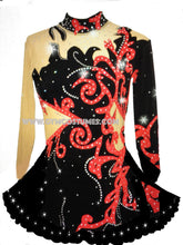 Lade das Bild in den Galerie-Viewer, Rot Schwarz  Kürkleid  Eiskunstlaufkleid Tanzkleid Tanzmariechen  Kleid
