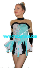 Lade das Bild in den Galerie-Viewer, Dragon Dress China Style Kürkleid Eiskunstlaufklei Rollkunstlaufen Tanzkleid Tanzmariechen
