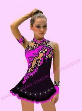 Lade das Bild in den Galerie-Viewer, Schwarz Pink Eiskunstlaufkleid Kürkleid Rollkunstlaufen Tanzkleid Tanzmariechen
